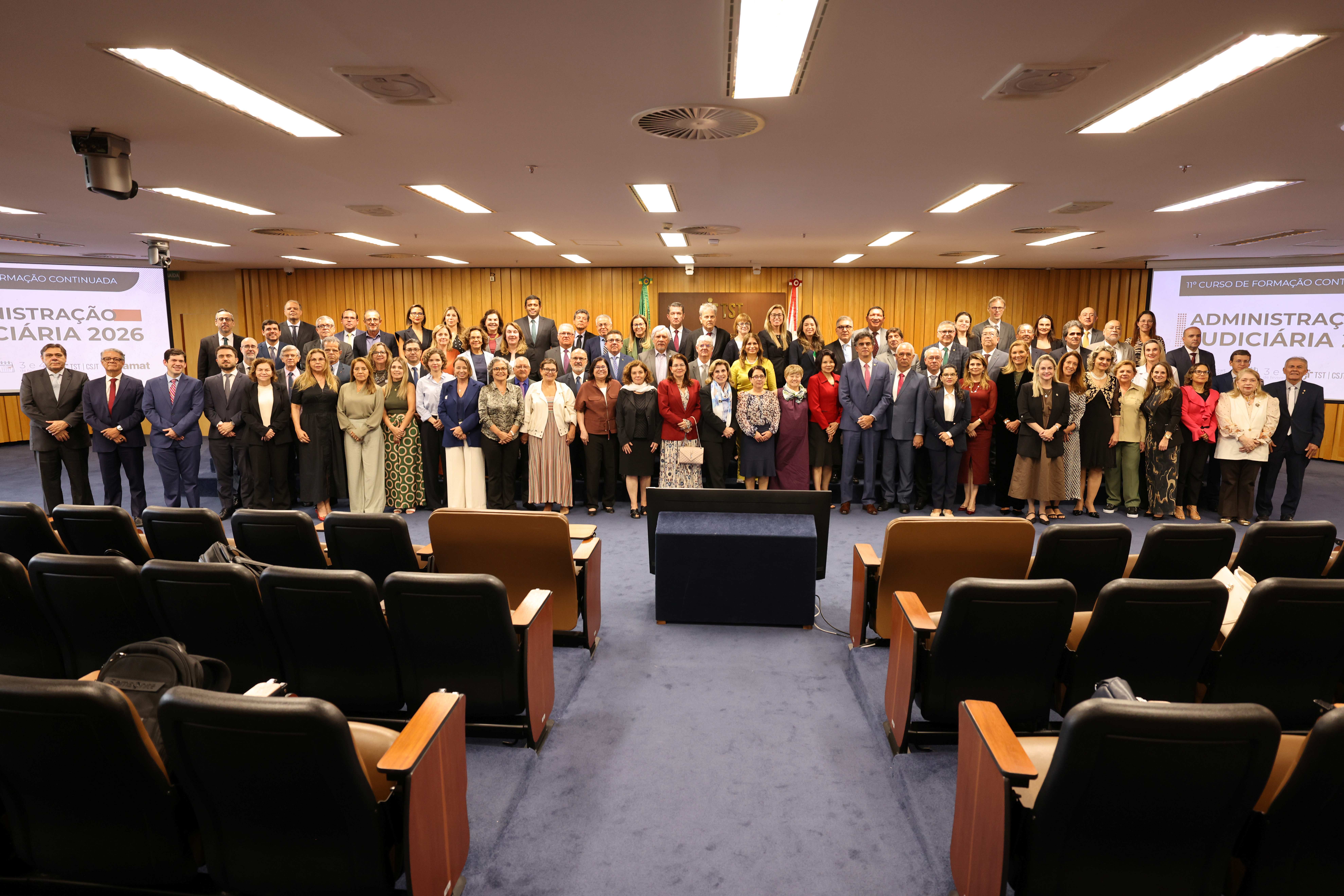 Presidente do TST destaca papel do CSJT e defende fortalecimento da Justiça do Trabalho em encerramento de curso